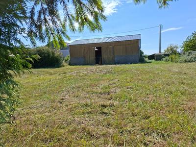 Grange - 175 m² - 1 pièce