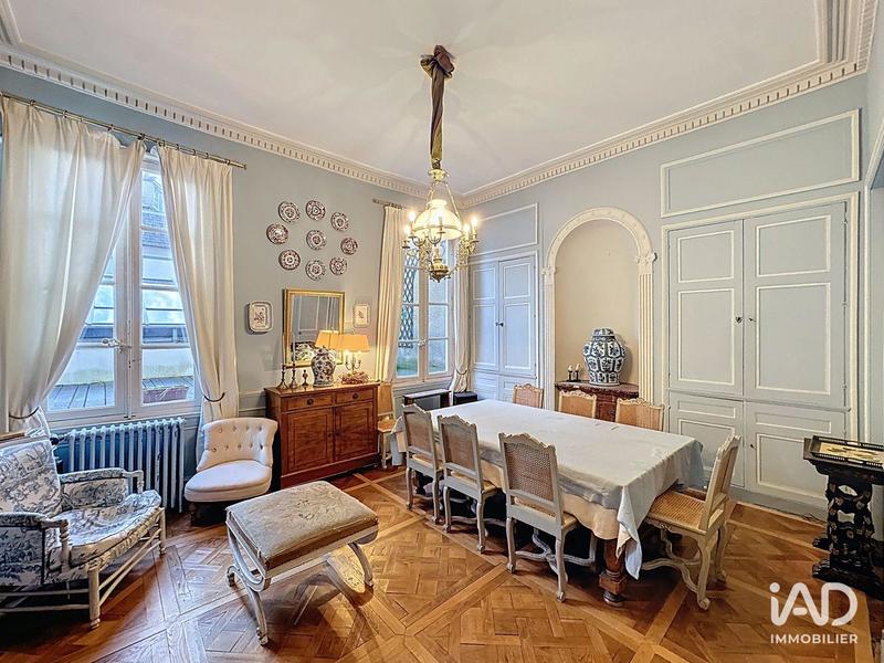 Bureau - 260 m² - 7 pièces