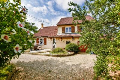 Pavillon - 100 m² - 5 pièces