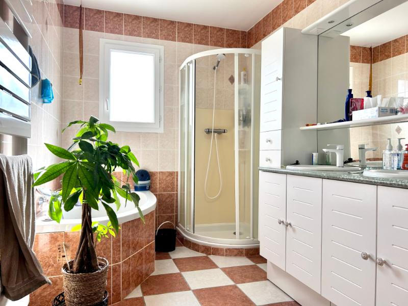 Maison - 158 m² - 7 pièces