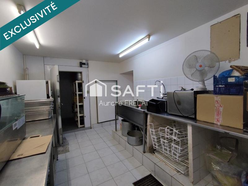 Maison - 270 m² - 10 pièces