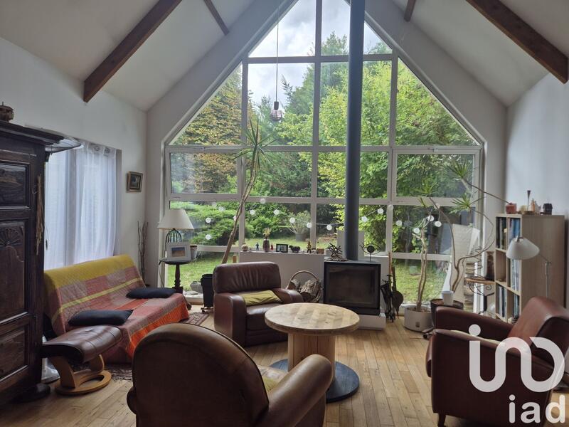 Maison - 168 m² - 8 pièces