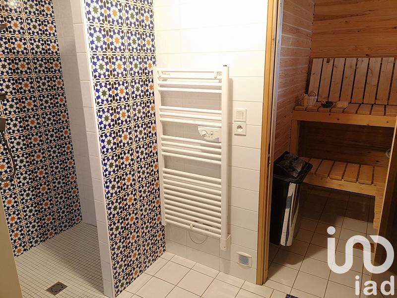 Maison - 172 m² - 8 pièces