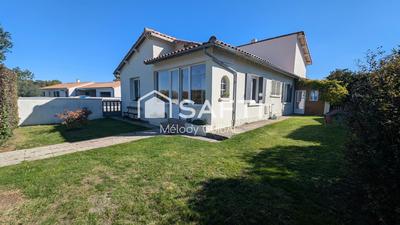 Maison - 155 m² - 7 pièces