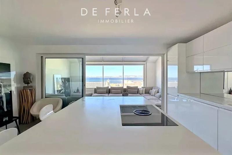 Duplex - 133 m² - 4 pièces