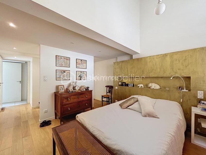 Loft - 151 m² - 5 pièces