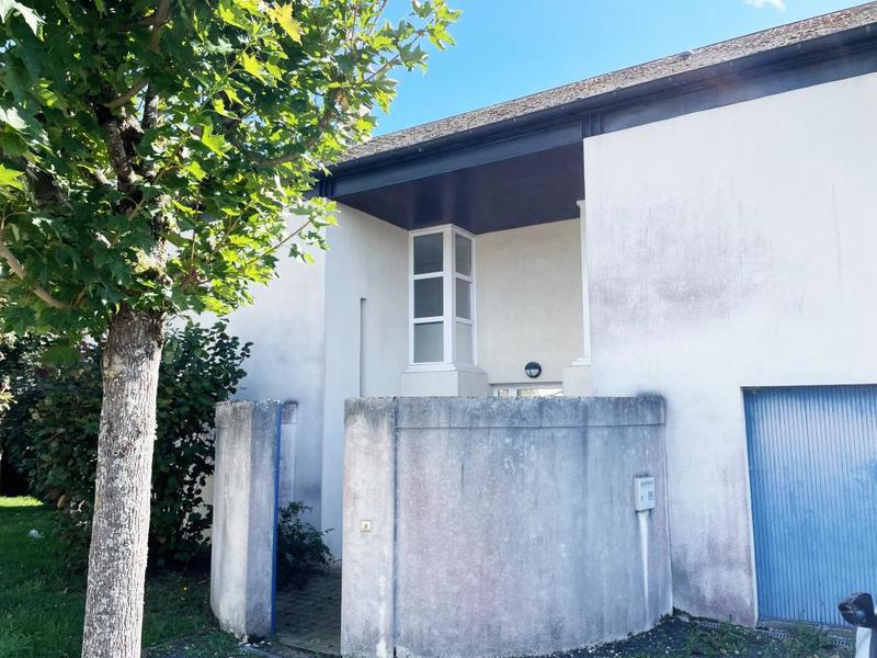 Maison - 170 m² - 7 pièces