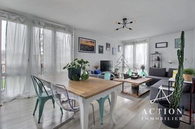 Appartement - 87 m² - 4 pièces