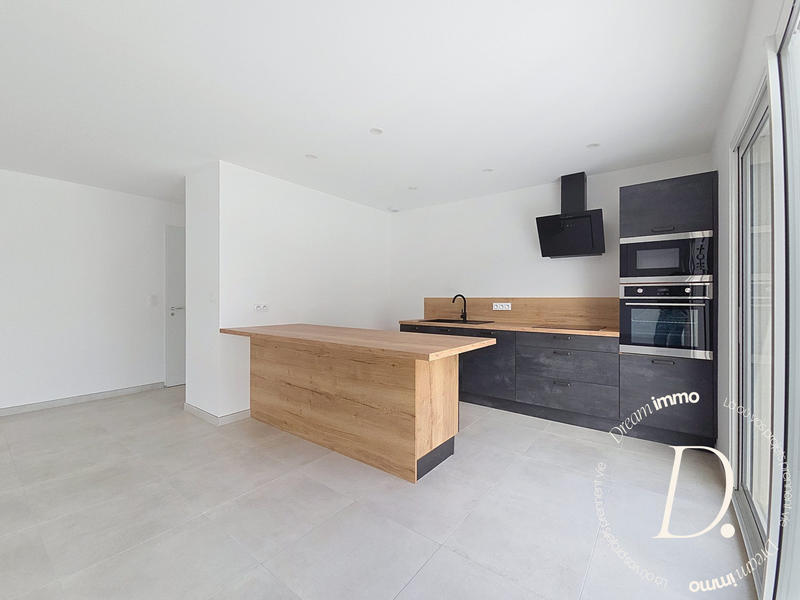 Villa - 90 m² - 4 pièces