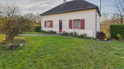 Maison - 93 m² - 4 pièces