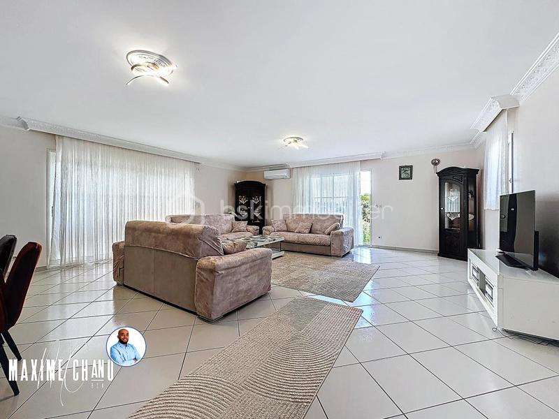 Villa - 155 m² - 5 pièces