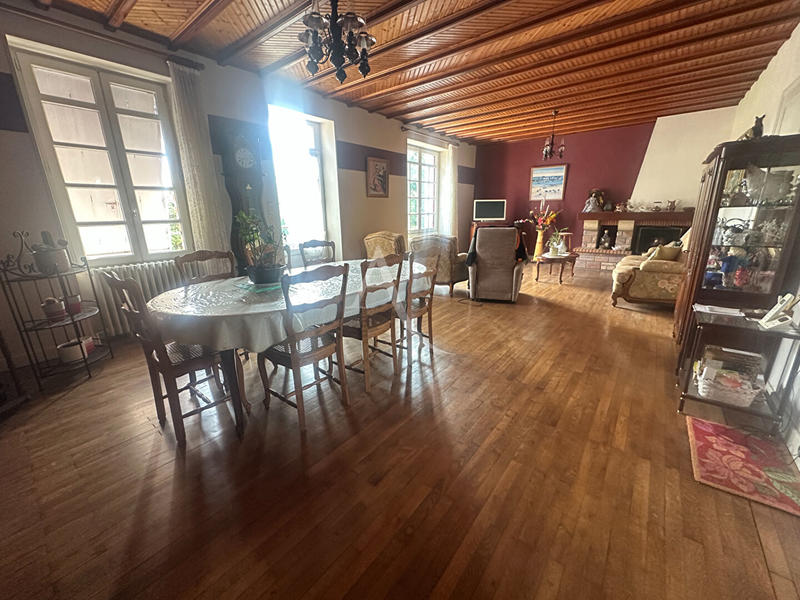 Maison - 128 m² - 5 pièces