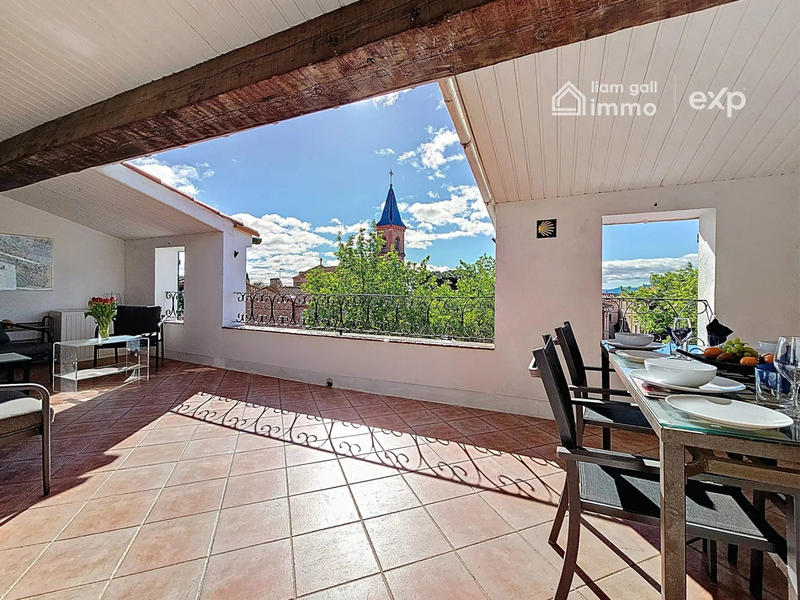 Maison traditionnelle - 176 m² - 6 pièces