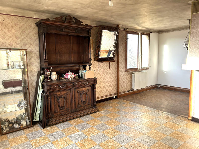 Maison - 80 m² - 5 pièces