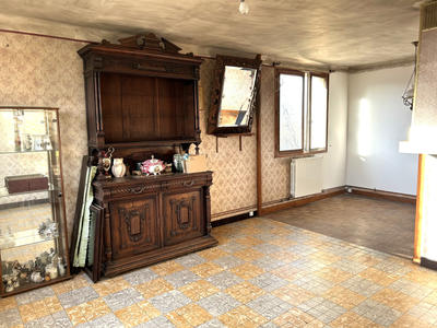 Maison - 80 m² - 5 pièces