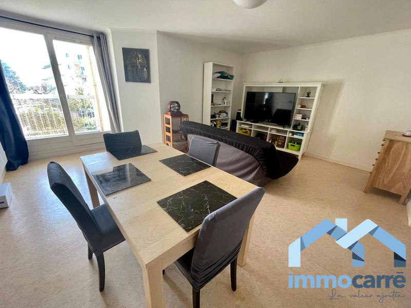 Appartement - 75 m² - 4 pièces