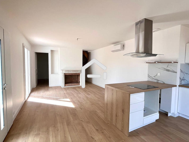 Maison - 85 m² - 4 pièces