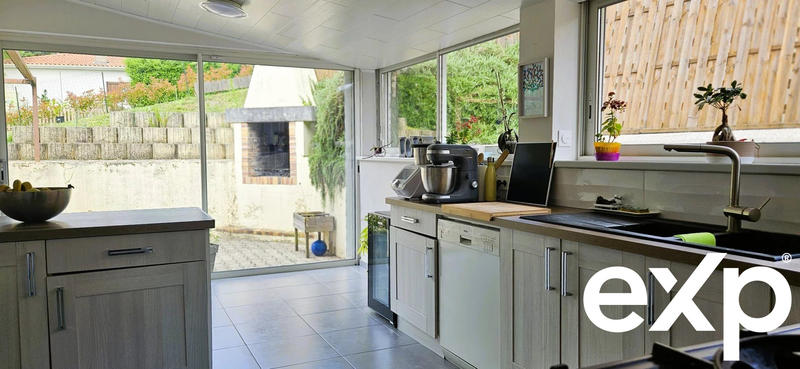 Maison - 167 m² - 7 pièces