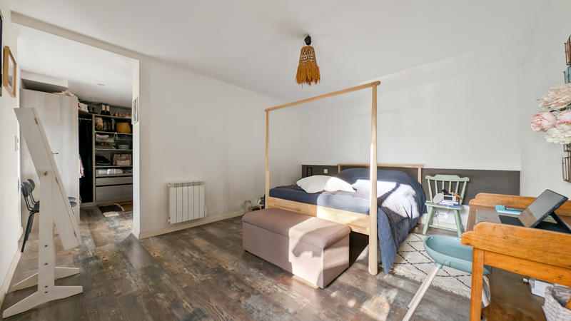 Maison - 186 m² - 6 pièces