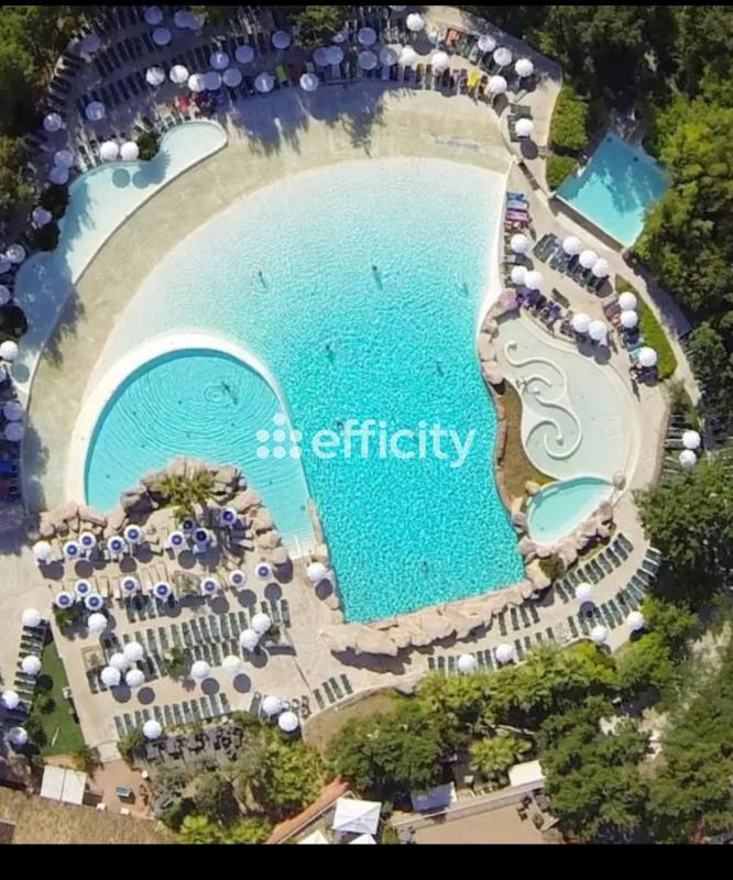 Maison - 80 m² - 5 pièces