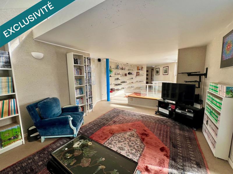 Maison - 460 m² - 12 pièces