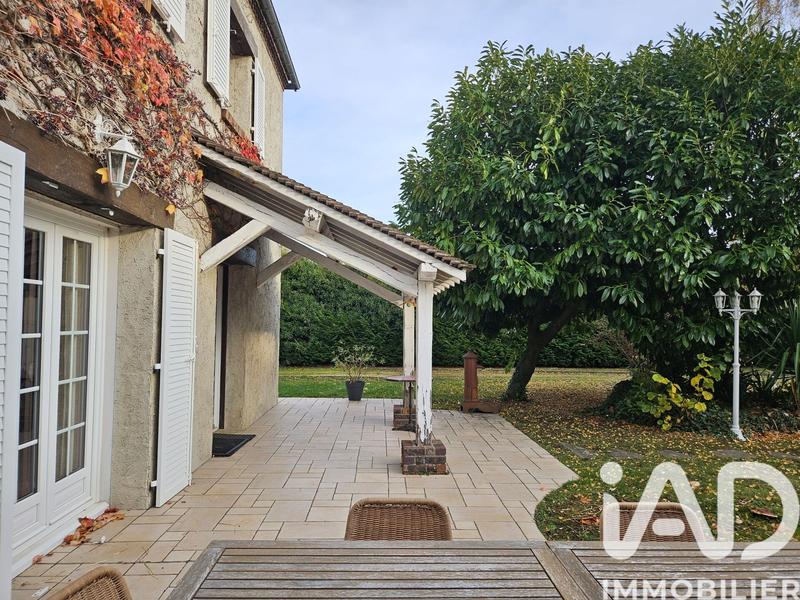 Maison - 157 m² - 7 pièces