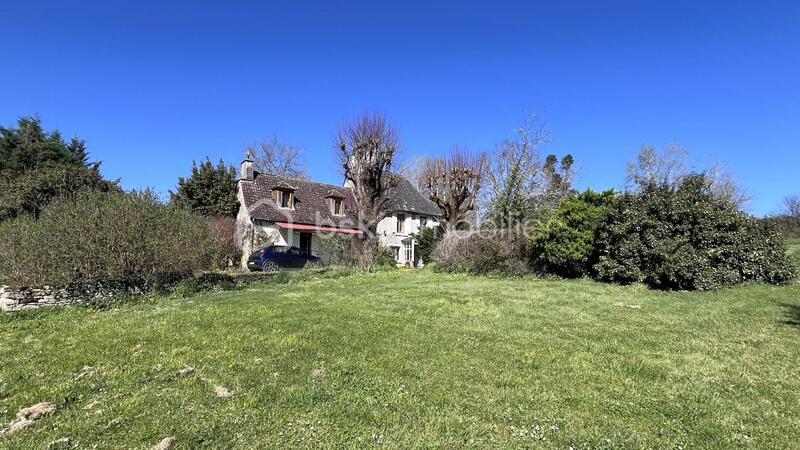 Propriété - 120 m² - 7 pièces