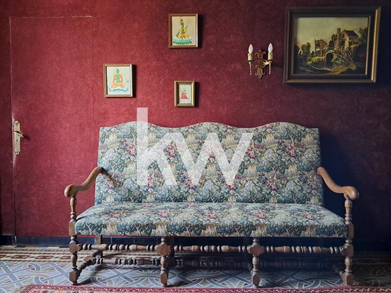 Maison - 381 m² - 10 pièces