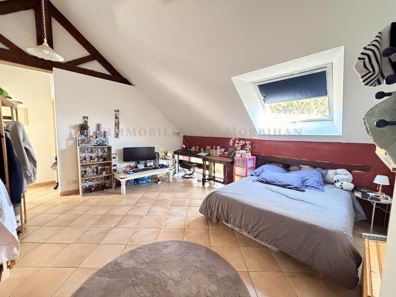 Maison - 229 m² - 9 pièces