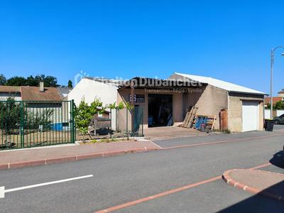 Entrepôt - 330 m² - 3 pièces