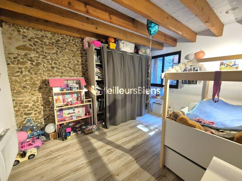 Appartement - 107 m² - 4 pièces