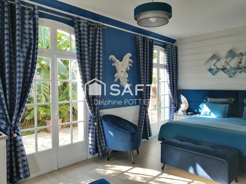 Maison - 232 m² - 8 pièces