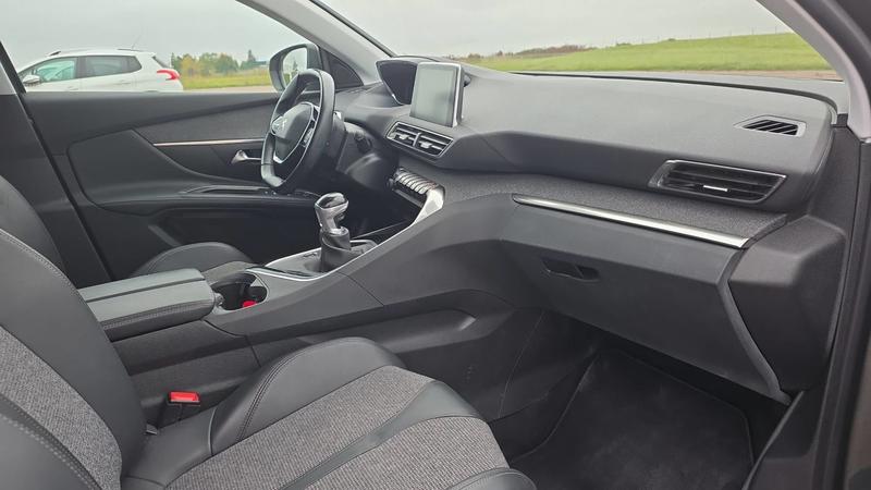 Peugeot 5008 1.5 BlueHDI 130 Allure - 7 places