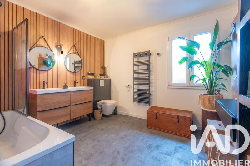 Maison de ville - 150 m² - 7 pièces