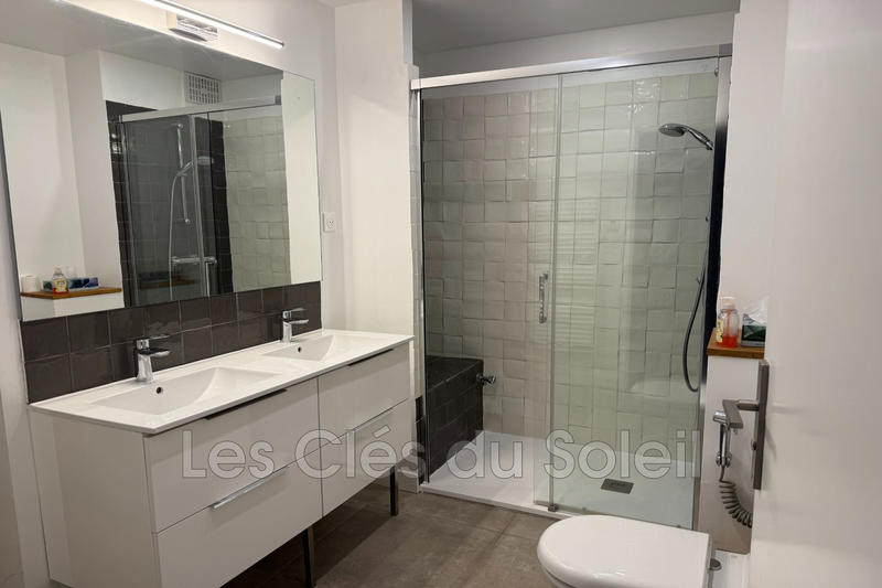 Appartement - 105 m² - 5 pièces