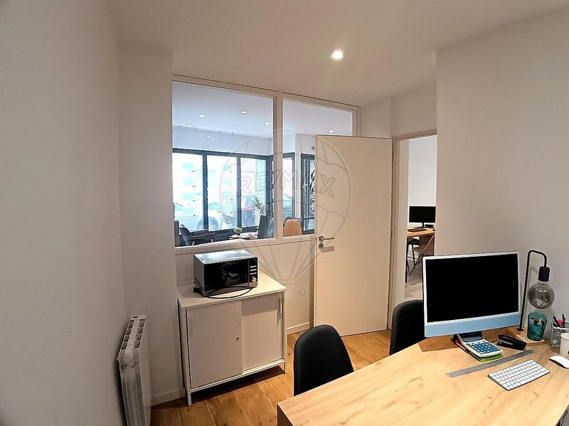 Local commercial - 56 m² - 4 pièces