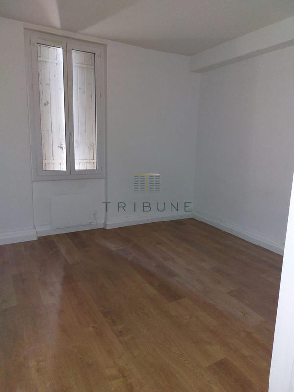Immeuble - 118 m² - 6 pièces