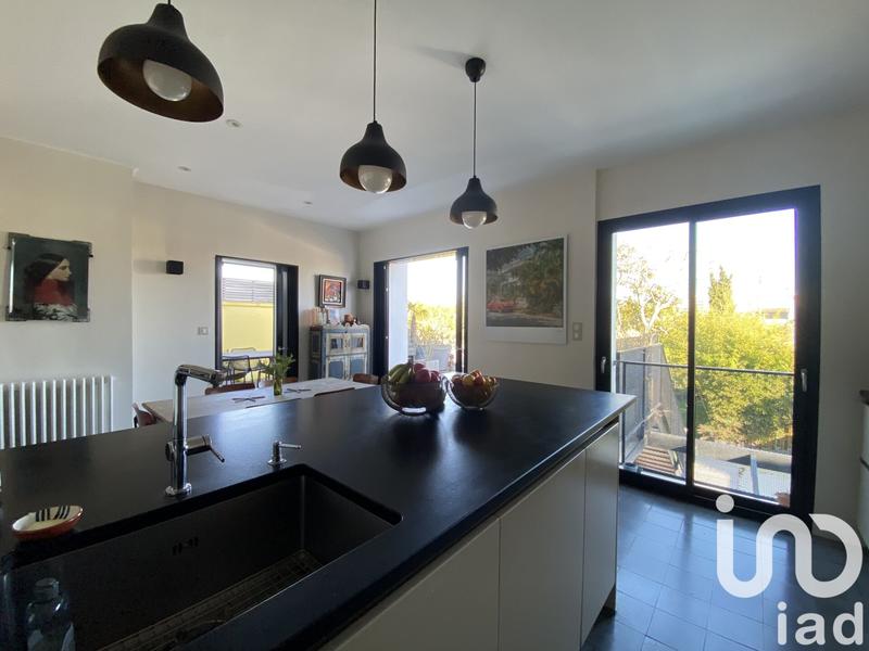 Maison - 207 m² - 7 pièces