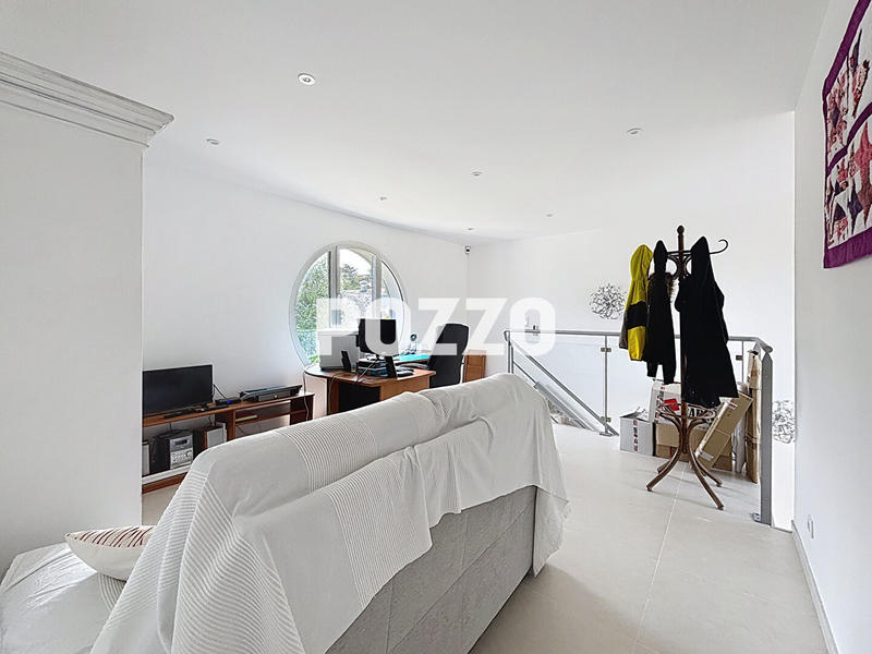 Maison - 193 m² - 7 pièces