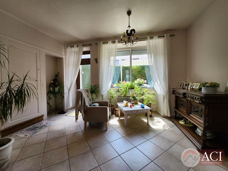 Maison - 164 m² - 7 pièces