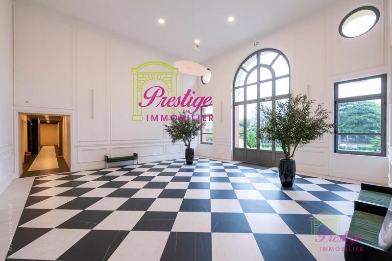 Appartement - 94 m² - 4 pièces