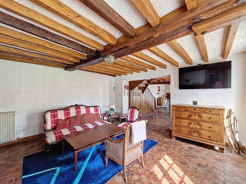 Maison - 270 m² - 10 pièces