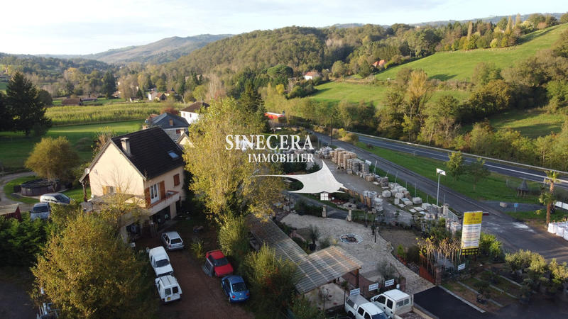 Immeuble - 1 300 m²