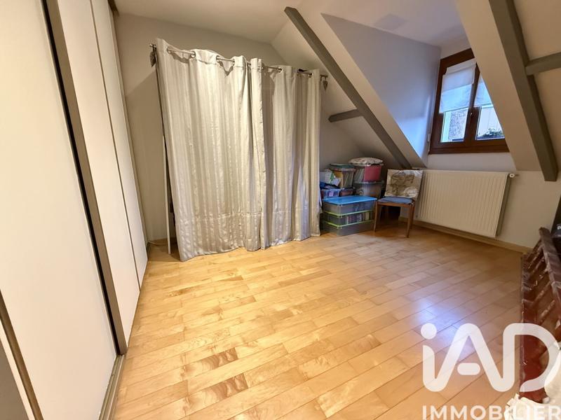 Maison - 196 m² - 8 pièces