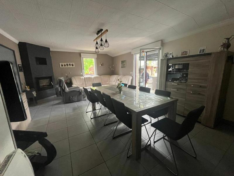 Maison - 96 m² - 4 pièces