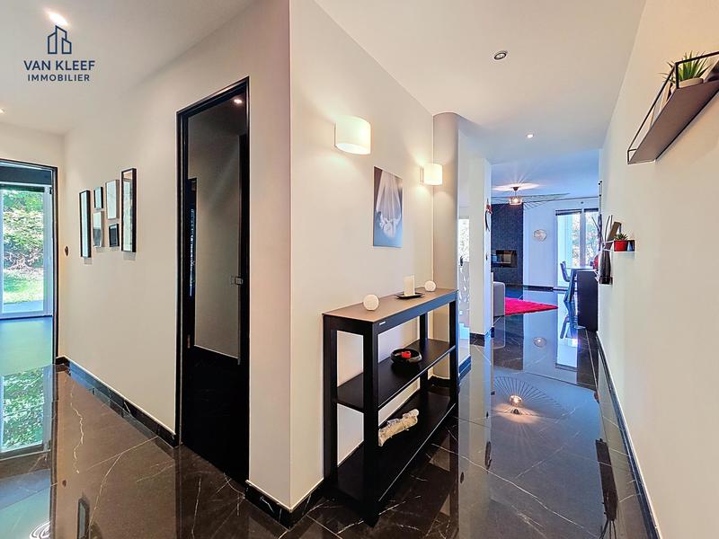 Appartement - 102 m² - 3 pièces