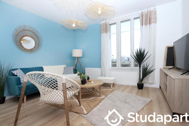 Chambre - 11 m² - 1 pièce