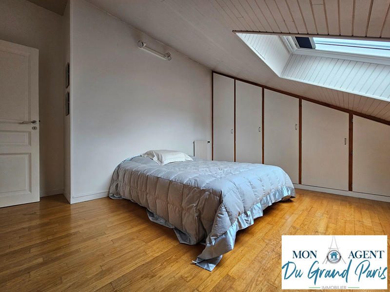 Maison d'architecte - 220 m² - 8 pièces