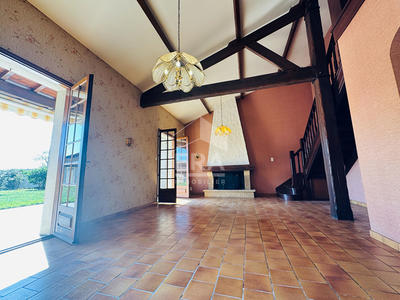 Maison - 143 m² - 6 pièces