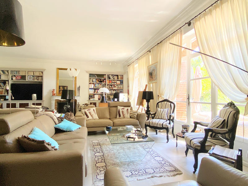 Villa - 240 m² - 5 pièces